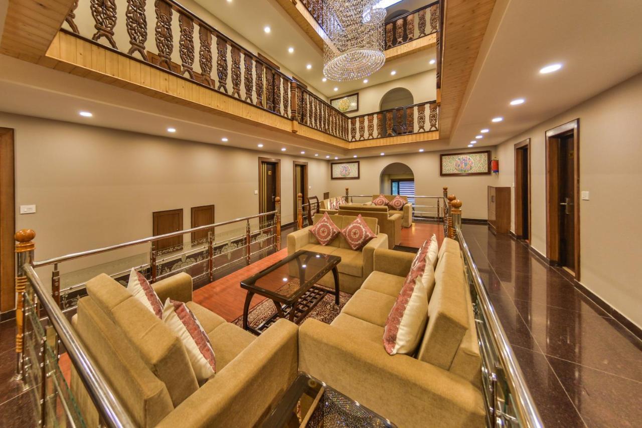 Royal Hillton Pahalgam Hotell Eksteriør bilde