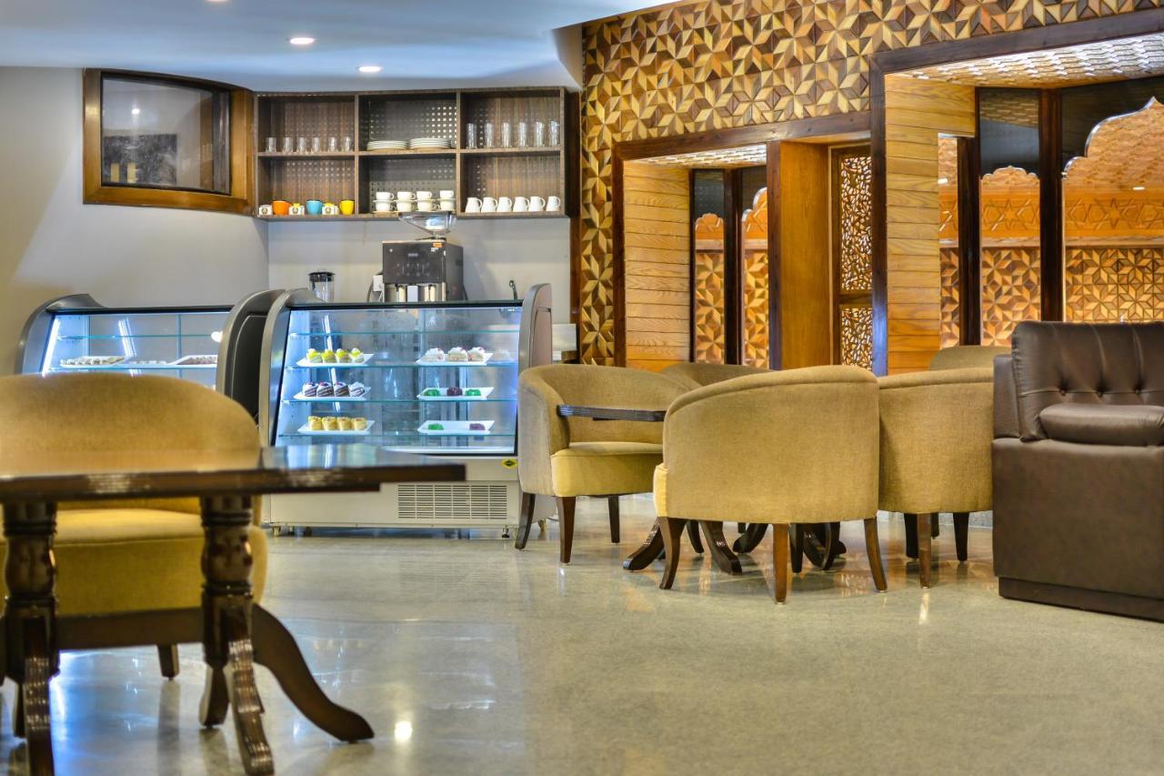 Royal Hillton Pahalgam Hotell Eksteriør bilde