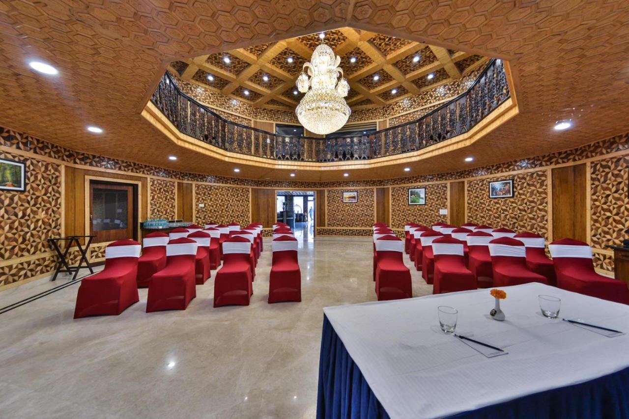 Royal Hillton Pahalgam Hotell Eksteriør bilde